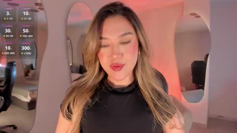 Snapshot of rebeccahudson_ chatting on October 22, 7:24 pm Rebe online show from October 22, 7:24 pm