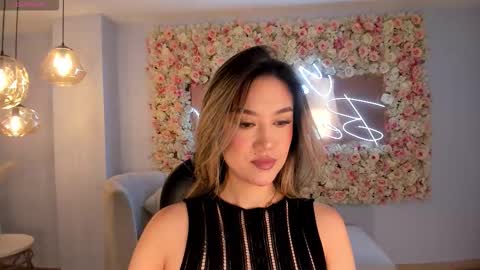 Snapshot of rebeccahudson_ chatting on November 9, 5:22 pm Rebe online show from November 9, 5:22 pm