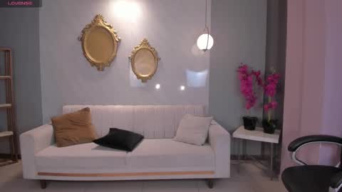 Rebe online show from February 24, 7:56 pm