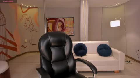 Snapshot of rebeccahudson_ chatting on May 14, 8:59 pm Rebe online show from May 14, 8:59 pm