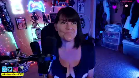 Rebecca Love online show from June 24, 8:52 pm