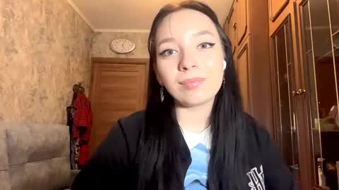 Snapshot of rebeckakirscht chatting on December 4, 2:04 pm Sofia online show from December 4, 2:04 pm