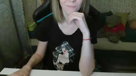 Snapshot of rebesaolset chatting on October 1, 4:24 pm RebesaOlset online show from October 1, 4:24 pm