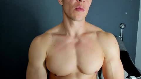 twitter REECET26 instagram RECCETAYLOR online show from November 2, 12:46 am