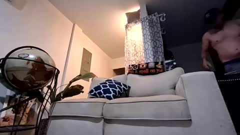 Snapshot of recka810 chatting on October 27, 2:10 pm recka810 online show from October 27, 2:10 pm