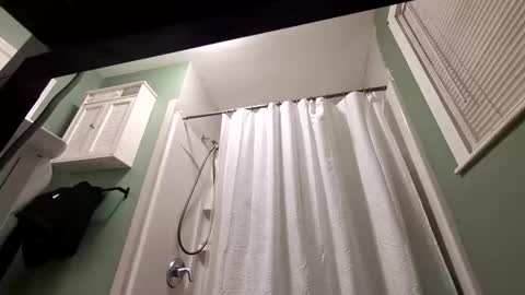 Snapshot of recka810 chatting on November 11, 8:58 am recka810 online show from November 11, 8:58 am