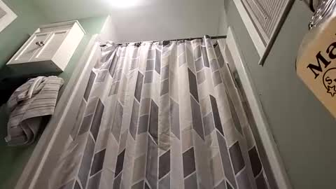 recka810 online show from November 30, 8:07 am