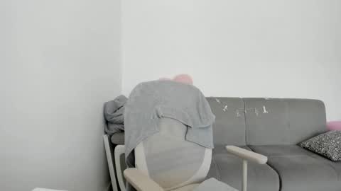 Lolanaturalred online show from February 11, 12:37 pm