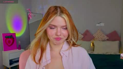 red__candy online show from November 23, 11:10 am