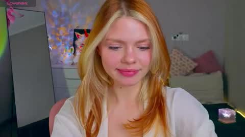 red__candy online show from November 26, 12:17 pm