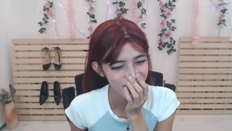 Snapshot of red_ann17 chatting on November 11, 10:15 am ann online show from November 11, 10:15 am