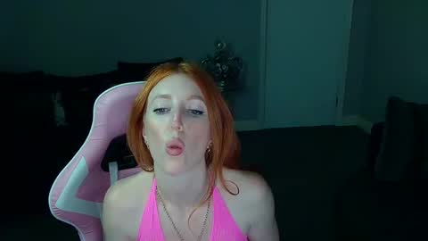 Snapshot of red_firesquirt chatting on March 10, 8:56 pm Red -  online show from March 10, 8:56 pm