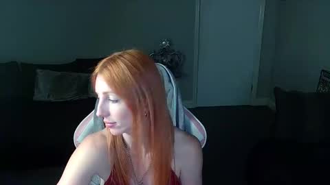 Snapshot of red_firesquirt chatting on September 15, 8:53 pm Red -  online show from September 15, 8:53 pm