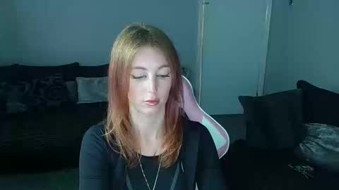 Red -  online show from April 15, 2:02 pm