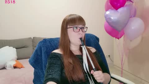 Snapshot of red_fox777 chatting on May 29, 7:34 pm Lisa online show from May 29, 7:34 pm