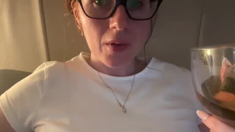 Snapshot of red_head_rosie_69 chatting on May 7, 7:08 pm Rosie online show from May 7, 7:08 pm