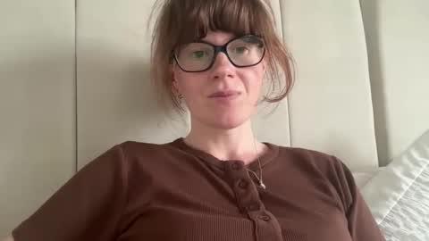Snapshot of red_head_rosie_69 chatting on June 2, 7:05 pm Rosie online show from June 2, 7:05 pm