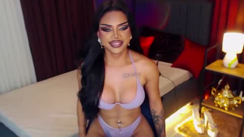 Snapshot of red_ivyy chatting on August 2, 11:58 pm AsianRedivy online show from August 2, 11:58 pm