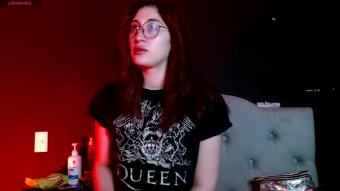 Snapshot of red_moonn chatting on May 24, 4:39 am IG OF red moonn online show from May 24, 4:39 am
