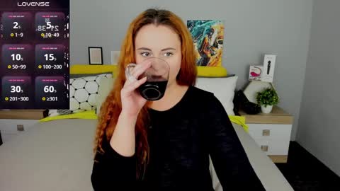 Lessy Fox online show from March 9, 10:41 pm