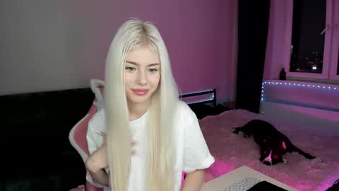 Erika online show from December 21, 10:00 am