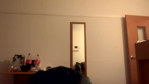 Snapshot of red_room420 chatting on June 20, 4:54 pm red_room420 online show from June 20, 4:54 pm