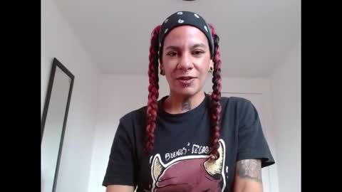 Instagram Valerie yourdream online show from February 3, 2:44 pm