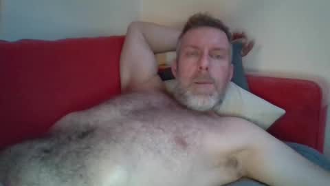 Snapshot of redandbluecloud chatting on December 21, 3:20 pm Red online show from December 21, 3:20 pm