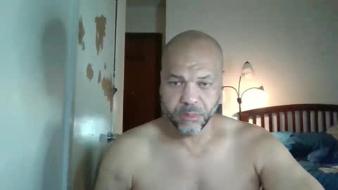 Snapshot of redbone441 chatting on March 24, 10:20 am Redbone online show from March 24, 10:20 am