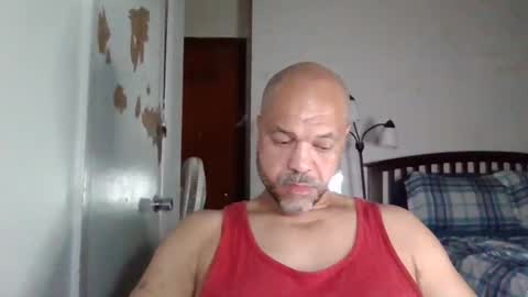 Snapshot of redbone441 chatting on April 3, 3:59 am Redbone online show from April 3, 3:59 am