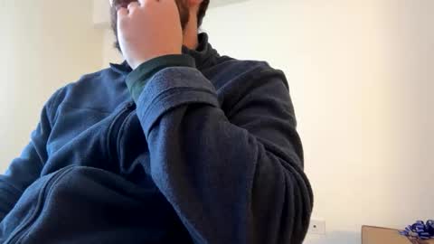 Snapshot of redchallenge chatting on December 14, 1:49 pm Redchallenge online show from December 14, 1:49 pm