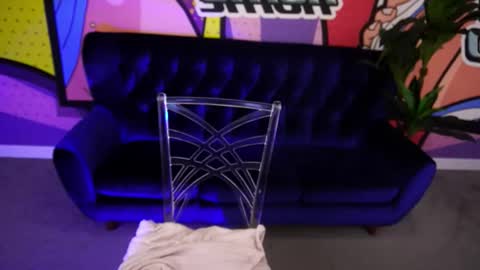 Snapshot of reddoll_ chatting on November 26, 5:30 am Lily online show from November 26, 5:30 am