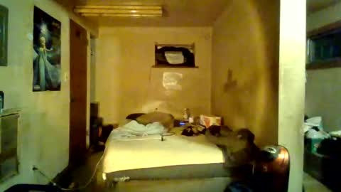 Snapshot of reddragon1195 chatting on January 14, 3:32 am reddragon1195 online show from January 14, 3:32 am