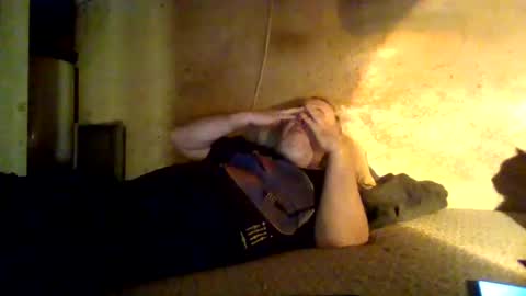 Snapshot of reddragon1195 chatting on March 6, 8:52 am reddragon1195 online show from March 6, 8:52 am