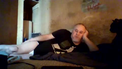 Snapshot of reddragon1195 chatting on March 7, 5:21 pm reddragon1195 online show from March 7, 5:21 pm