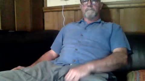 redfox60010 online show from July 2, 4:18 am
