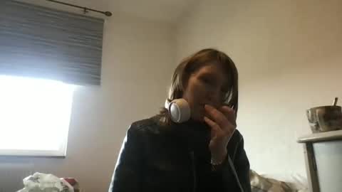 Redfox online show from March 2, 12:45 pm