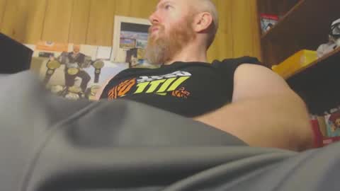 Snapshot of redhead4fun chatting on January 19, 3:42 pm theredhead4fun online show from January 19, 3:42 pm