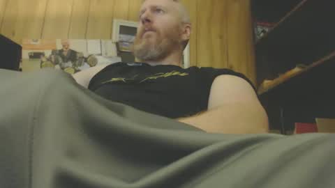 theredhead4fun online show from March 6, 5:42 pm