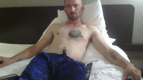 Snapshot of redheadlover828 chatting on June 20, 2:03 am Kevin online show from June 20, 2:03 am