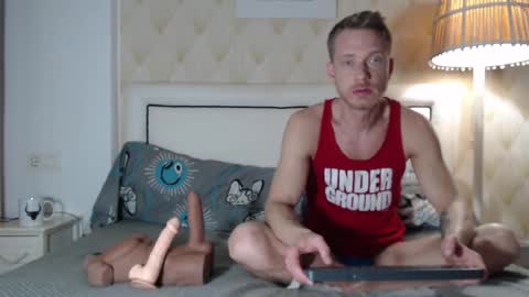 Steve Blond online show from February 2, 6:39 pm