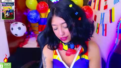 Snapshot of redhotter_ chatting on June 23, 8:18 pm Lili Lopez online show from June 23, 8:18 pm