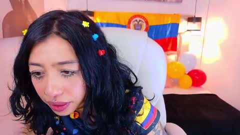Snapshot of redhotter_ chatting on June 27, 7:52 pm Lili Lopez online show from June 27, 7:52 pm