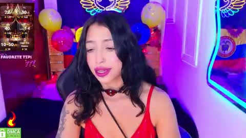 Snapshot of redhotter_ chatting on July 1, 7:35 pm Lili Lopez online show from July 1, 7:35 pm