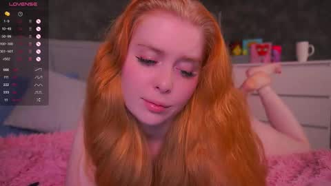 Snapshot of redhotvixen_ chatting on September 8, 10:53 pm Sofia online show from September 8, 10:53 pm