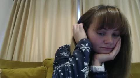 Snapshot of redjessica chatting on February 26, 6:37 am RedJessica online show from February 26, 6:37 am