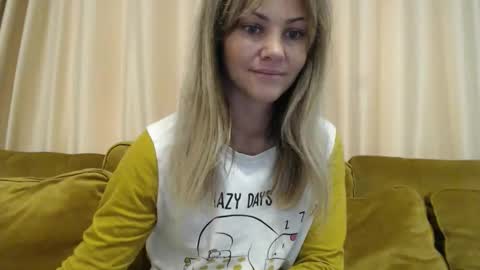Snapshot of redjessica chatting on September 28, 7:36 am RedJessica online show from September 28, 7:36 am