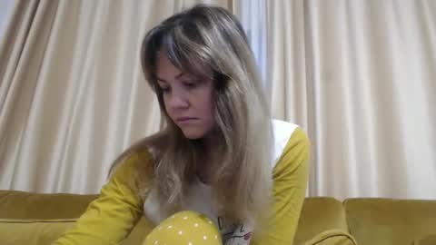 Snapshot of redjessica chatting on January 10, 6:04 am RedJessica online show from January 10, 6:04 am