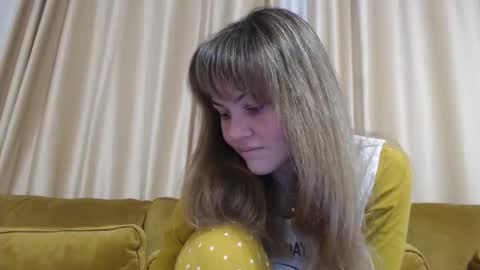 Snapshot of redjessica chatting on January 11, 6:18 am RedJessica online show from January 11, 6:18 am