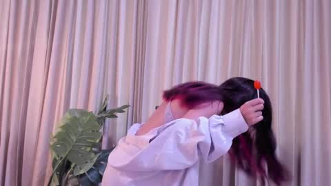 Snapshot of redmeloddy chatting on February 11, 7:27 pm Meloddy online show from February 11, 7:27 pm